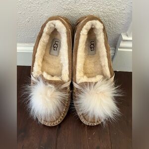 UGG fluff Pom ball slippers 6